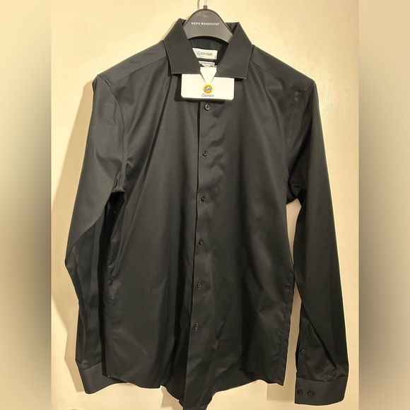 Calvin Klein Men’s Dress Shirt (2 solids colors - Black & Gray) - Picture 1 of 4